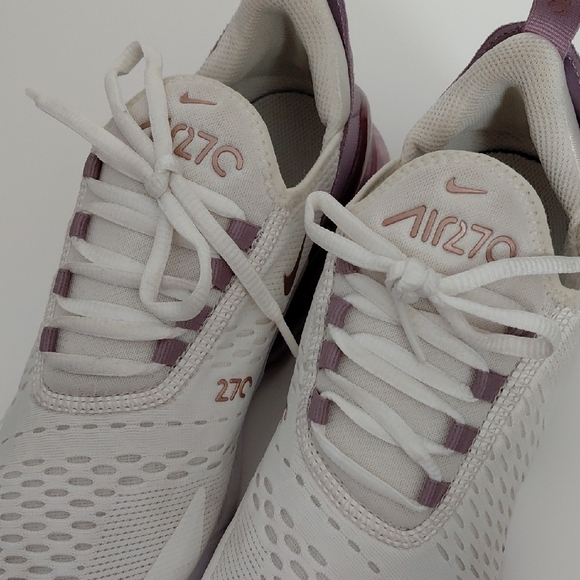 Nike Women's White and Purple Sneakers - Picture 9 of 17